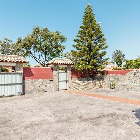 Villa Marty - Mayores De 25 Anos Chiclana de la Frontera Ngoại thất bức ảnh