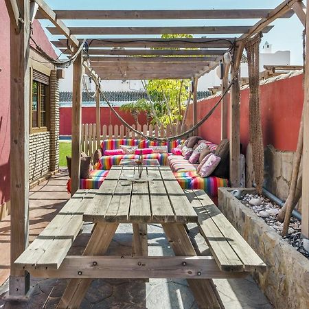 Villa Marty - Mayores De 25 Anos Chiclana de la Frontera Ngoại thất bức ảnh